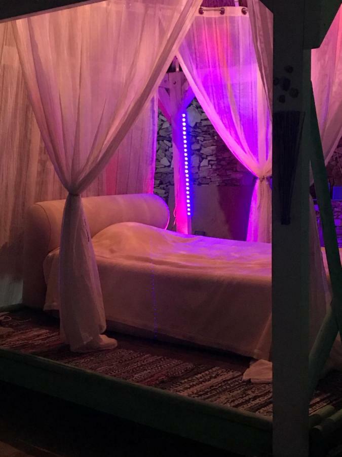 Guest House Gabriela Keratea ภายนอก รูปภาพ